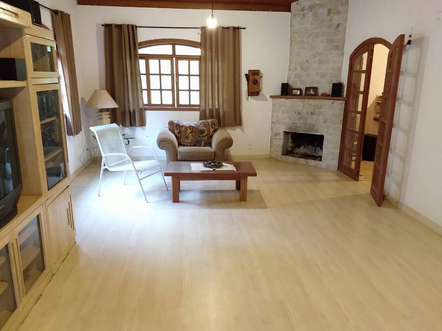 Casa, 3 quartos, 22000 m² - Foto 1