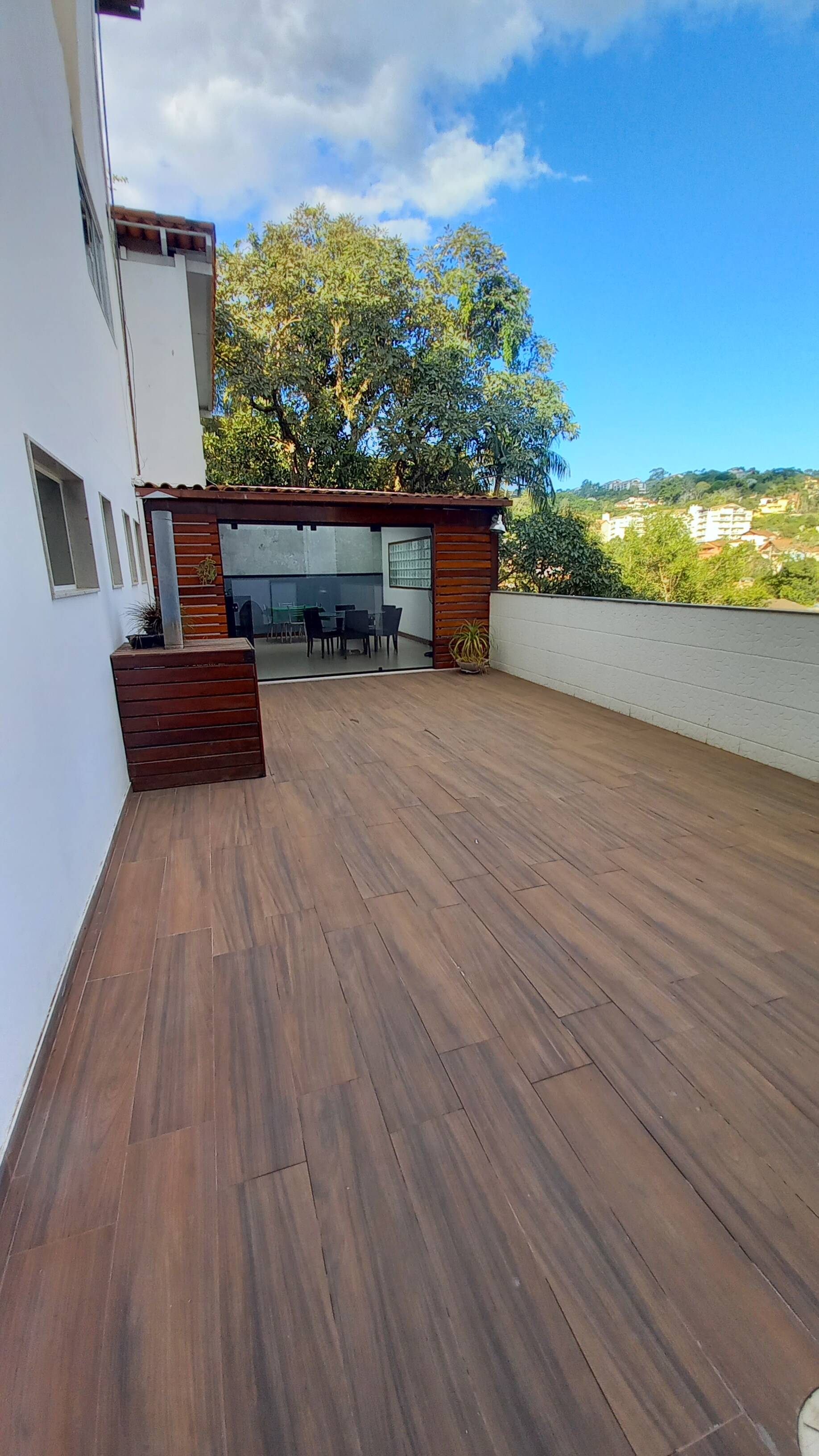 Casa, 6 quartos - Foto 1