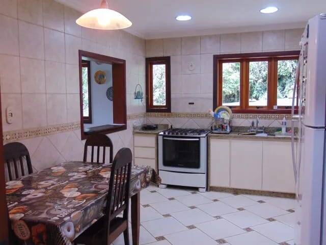 Casa, 4 quartos, 270 m² - Foto 4