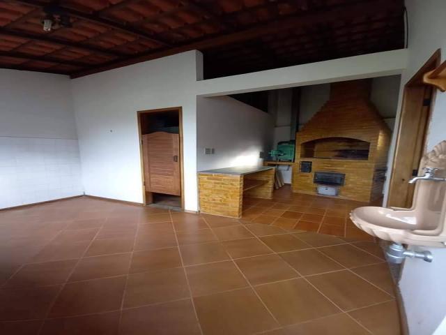 Casa para Venda em Nova Friburgo - 2