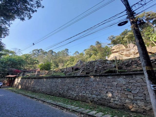 Área para Venda em Nova Friburgo - 2
