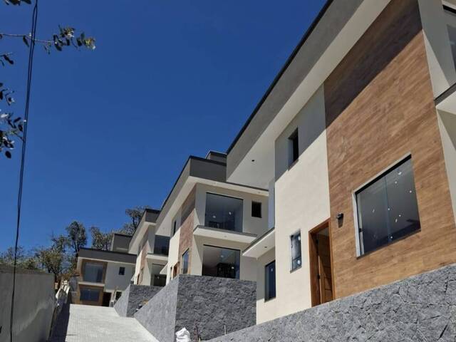 Casa para Venda em Nova Friburgo - 4