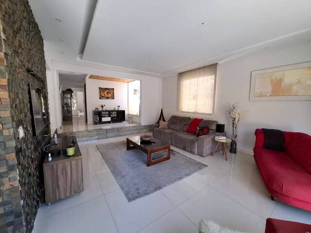 Casa para Venda em Nova Friburgo - 2