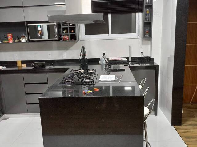 Venda em Varginha - Nova Friburgo