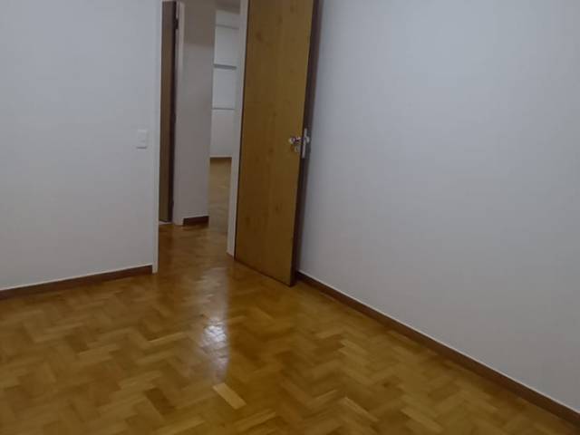 #323 - Apartamento para Venda em Nova Friburgo - RJ