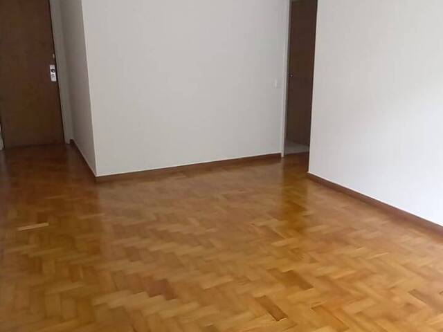 #330 - Apartamento para Venda em Nova Friburgo - RJ