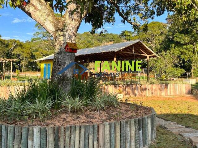 #190 - Sítio para Venda em Cantagalo - RJ