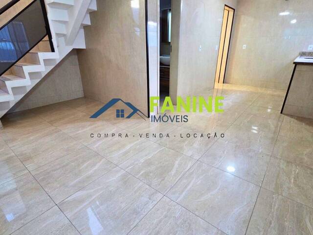 Casa para Venda em Rio das Ostras - 2